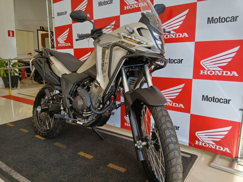 honda xre 300 sahara adv gasolina automatico 2024/24