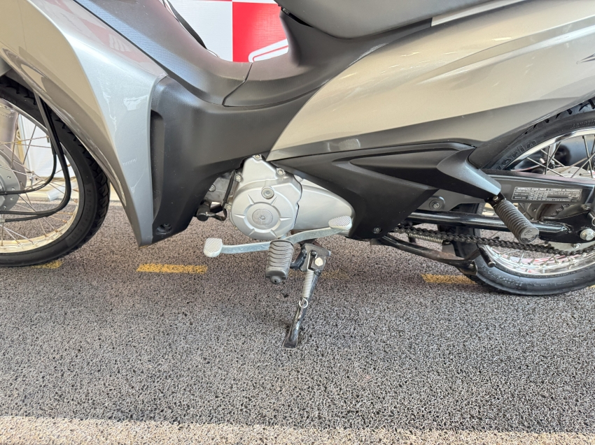 honda biz 110i gasolina automatico 2023/23