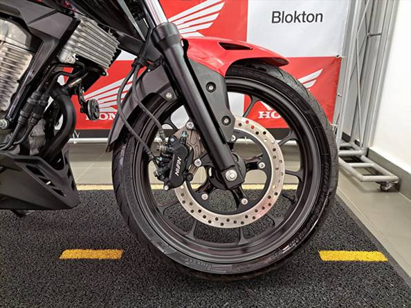 cb 300f twister cbs