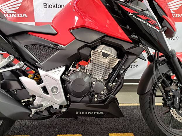 cb 300f twister cbs