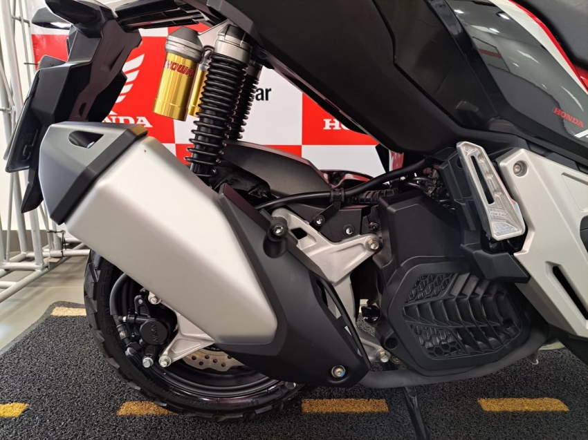 adv 150 2023/2023