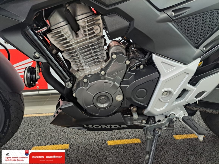 cb 300f twister cbs7