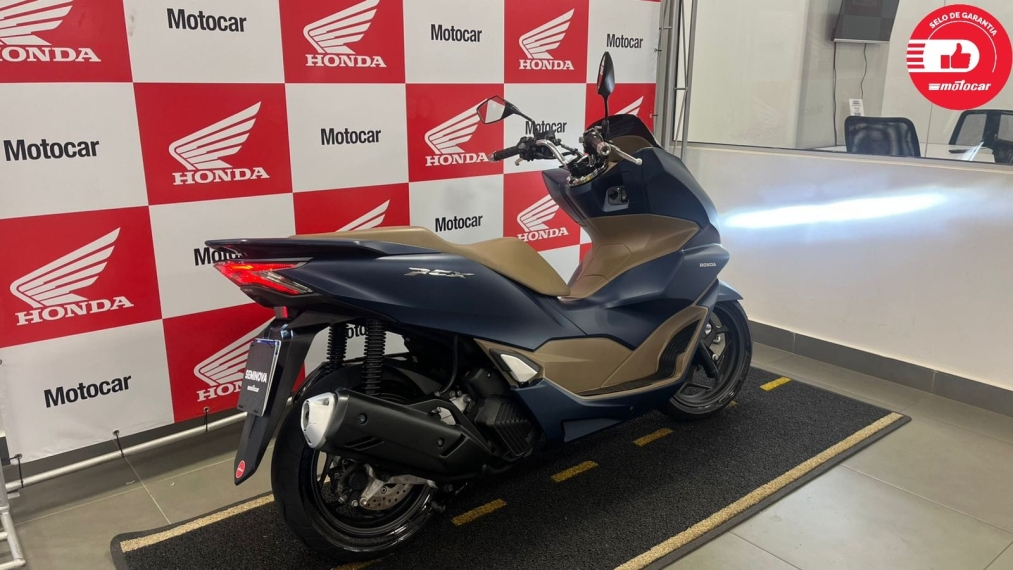 pcx 160 dlx abs6
