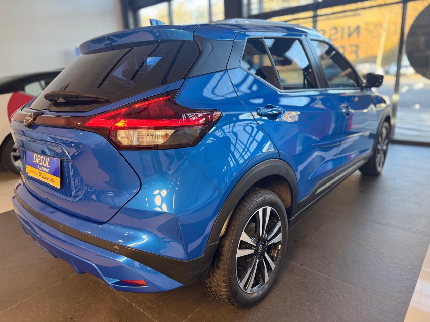 nissan kicks 1.6 16v flexstart exclusive xtronic flex 4p automatico 2024