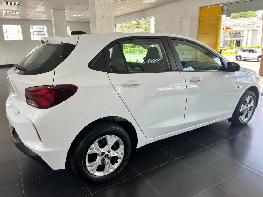 chevrolet onix 1.0 flex lt manual2