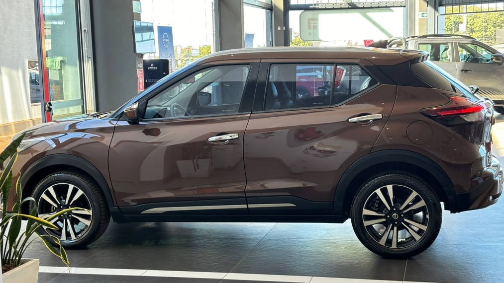 nissan kicks 1.6 16v flexstart exclusive xtronic flex 4p automatico 2022