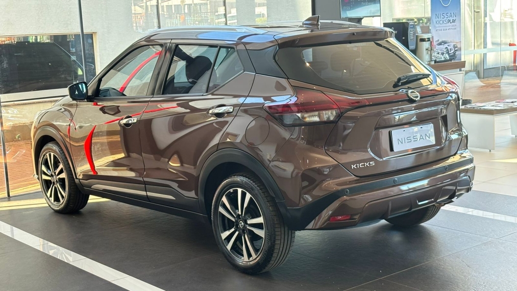 nissan kicks 1.6 16v flexstart exclusive xtronic flex 4p automatico 2022