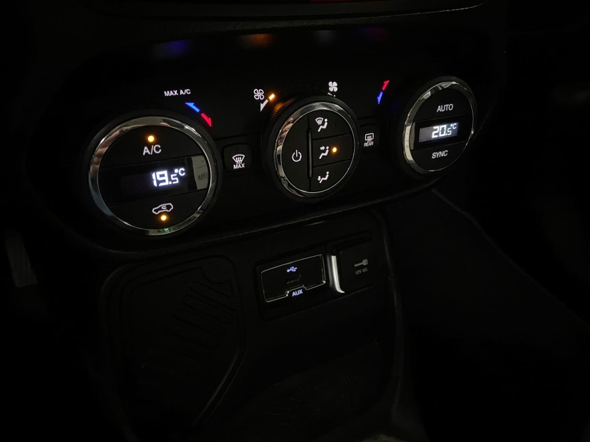 jeep renegade 1.8 16v flex longitude 4p automatico 2016