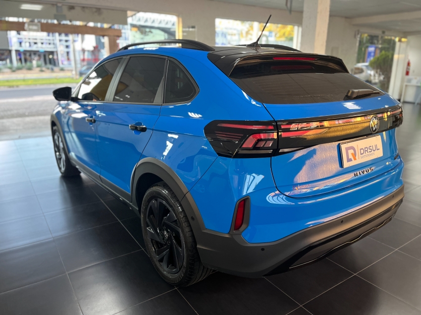 volkswagen nivus 1.0 200 tsi total flex highline automatico 4p 2025