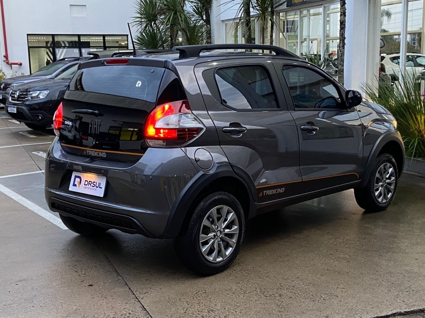 fiat mobi 1.0 evo flex trekking manual 4p 2024