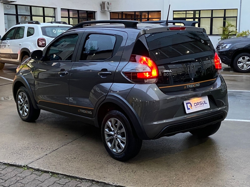 fiat mobi 1.0 evo flex trekking manual 4p 2024