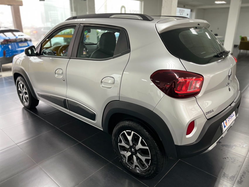 renault kwid 1.0 12v sce flex outsider manual 4p 2025