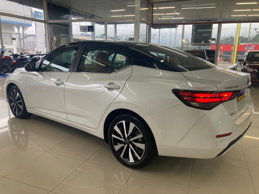 nissan sentra 2.0 16v gasolina exclusive xtronic flex 4p automatico 2025