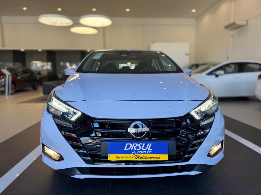 nissan versa 1.6 16v flex exclusive xtronic.