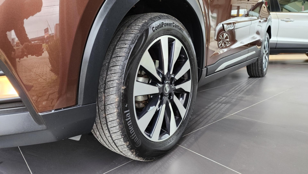 nissan kicks 1.6 16v flexstart sv 4p xtronic flex automatico 2021
