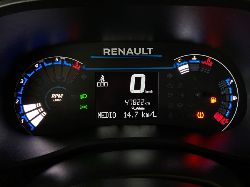 renault kwid 1.0 12v sce flex zen manual.