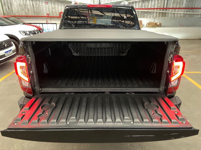 nissan frontier 2.3 16v turbo diesel xe cd 4x4 automatico 4p 2025