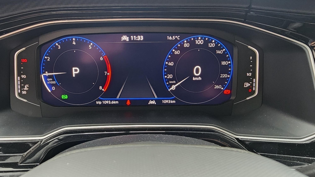 volkswagen nivus 1.0 200 tsi total flex highline automatico 4p 2025