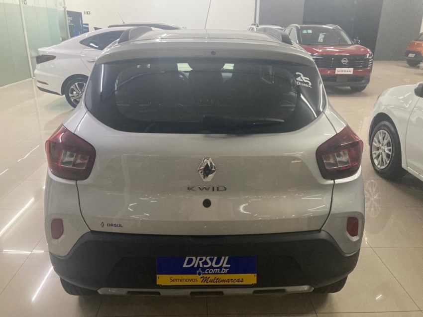 renault kwid 1.0 12v sce flex outsider manual 4p 2025