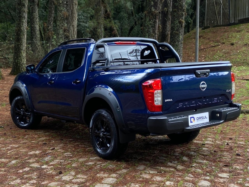nissan frontier 2.3 16v turbo diesel attack cd 4x4 automatico 4p 2025