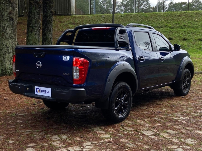 nissan frontier 2.3 16v turbo diesel attack cd 4x4 automatico 4p 2025