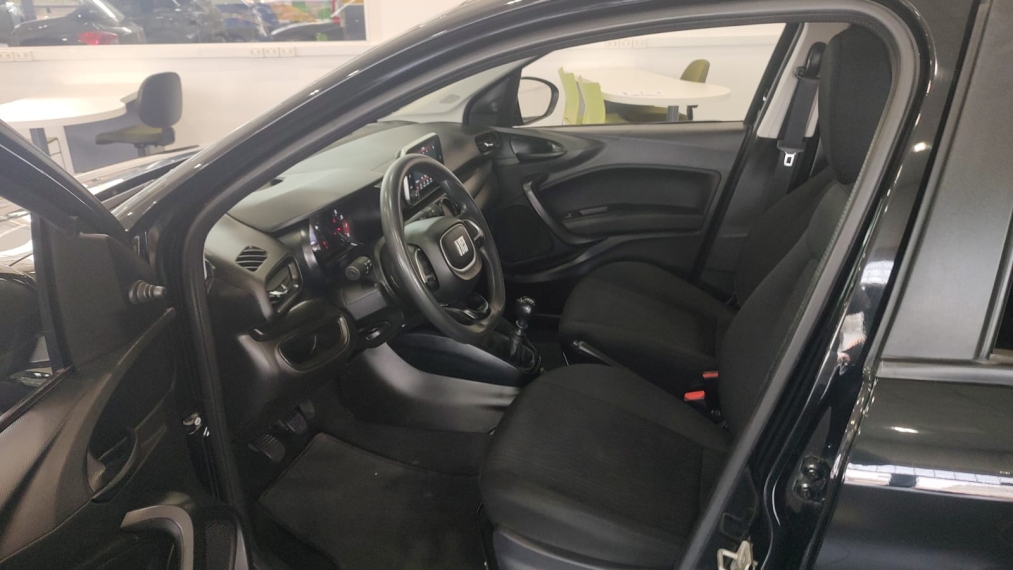 fiat cronos 1.3 firefly flex drive manual 4p 2024