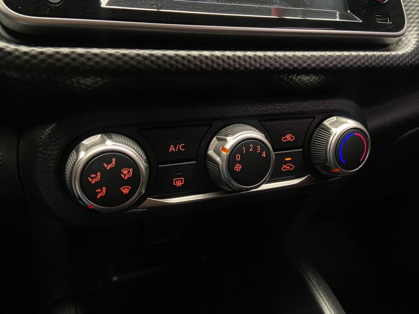 nissan kicks 1.6 16v flexstart sense xtronic flex 4p automatico 2024