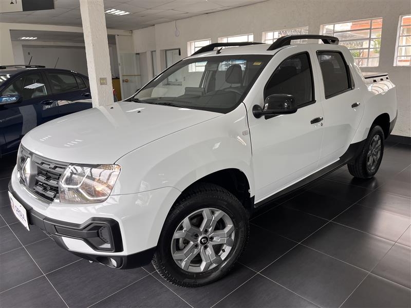 renault oroch 1.6 16v sce flex intense manual 4p 2024 renault oroch 1.6 16v sce flex intense manual 4p 2024