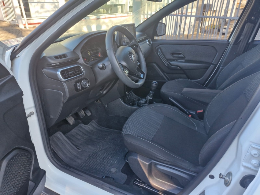 renault oroch 1.6 16v sce flex intense manual 4p 2024