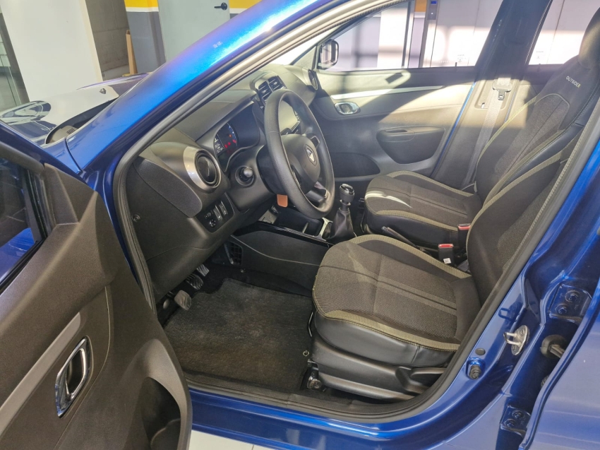 renault kwid 1.0 12v sce flex outsider manual 4p 2023