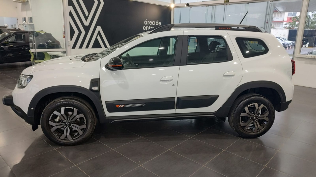 renault duster 1.3 tce flex iconic plus x-tronic 4p automatico 2025