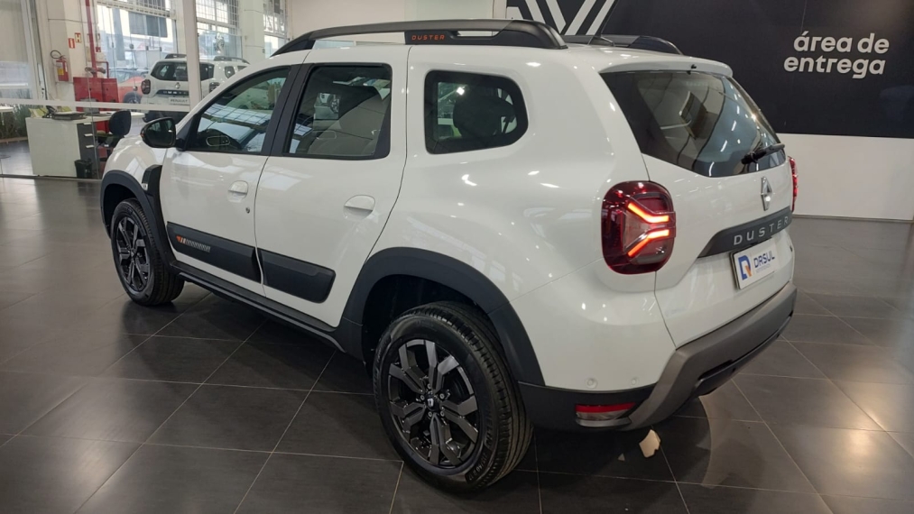 renault duster 1.3 tce flex iconic plus x-tronic 4p automatico 2025
