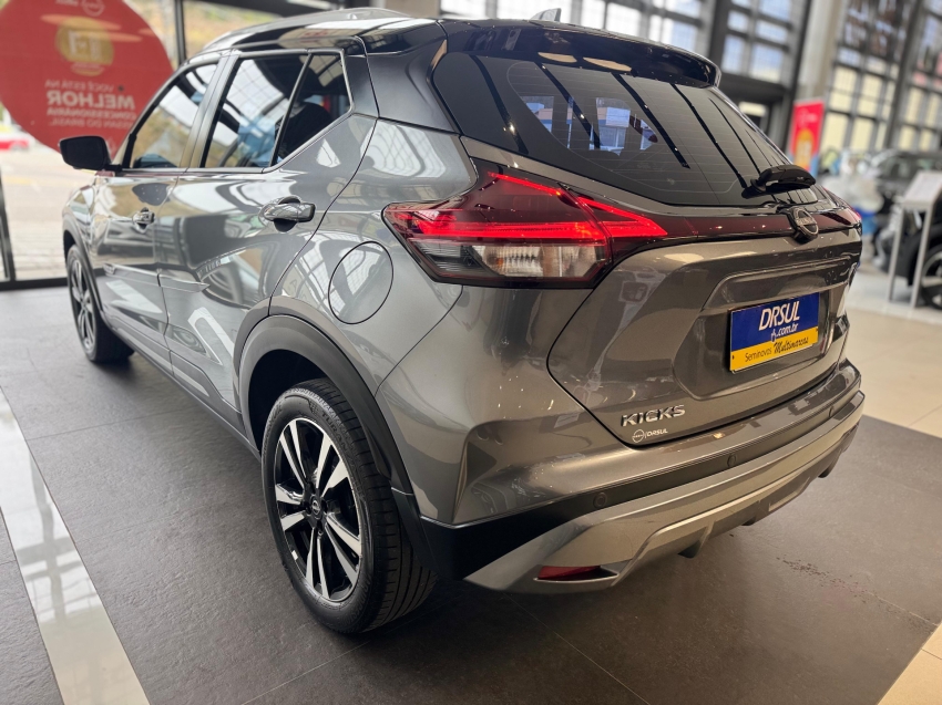 nissan kicks 1.6 16v flexstart exclusive xtronic flex 4p automatico 2024