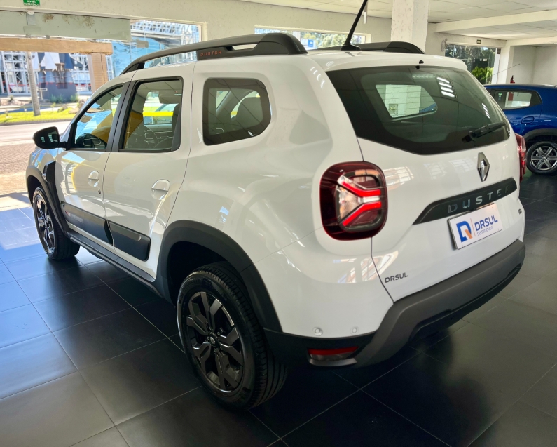 renault duster 1.3 tce flex iconic plus x-tronic 4p automatico 2025