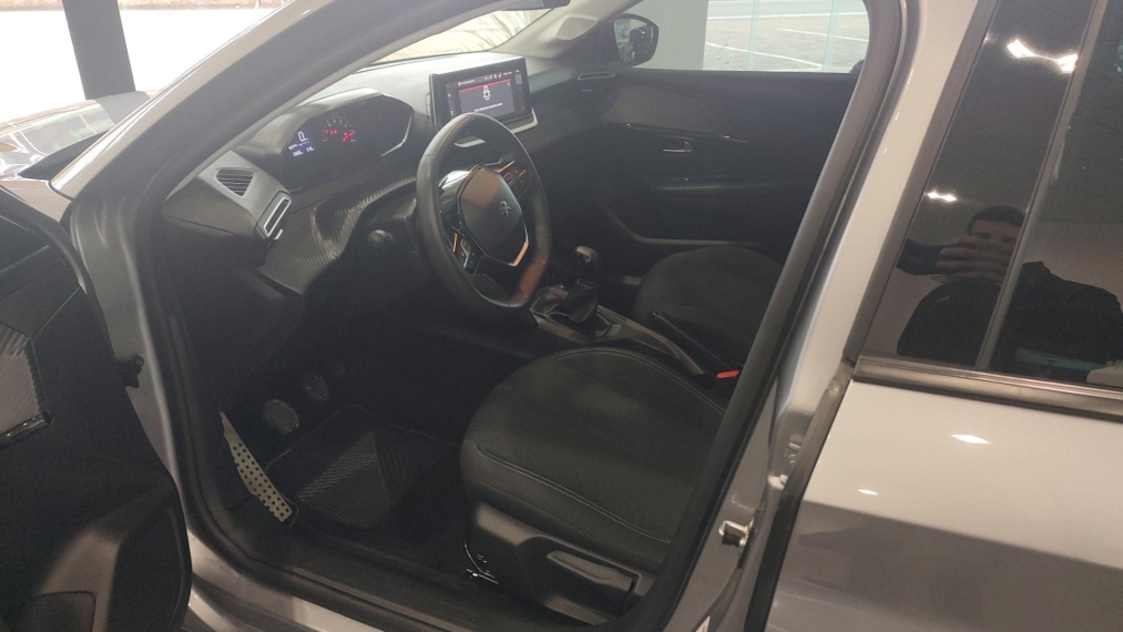 peugeot 208 1.0 firefly flex style manual 4p 2023