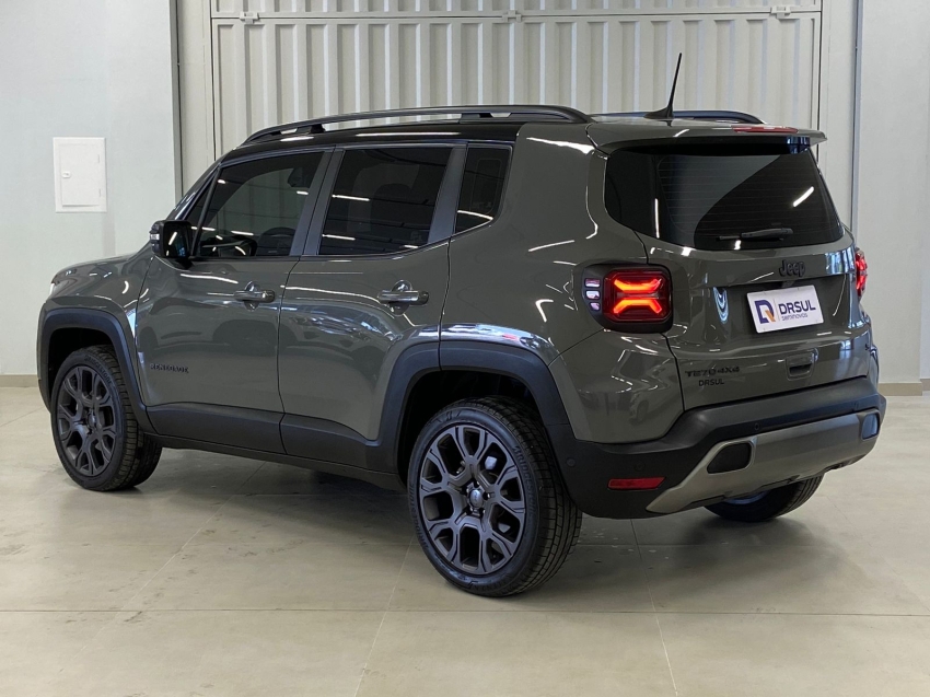 jeep renegade 1.3 t270 turbo flex s 4x4 at9 4p automatico 20243 jeep renegade 1.3 t270 turbo flex s 4x4 at9 4p automatico 20243