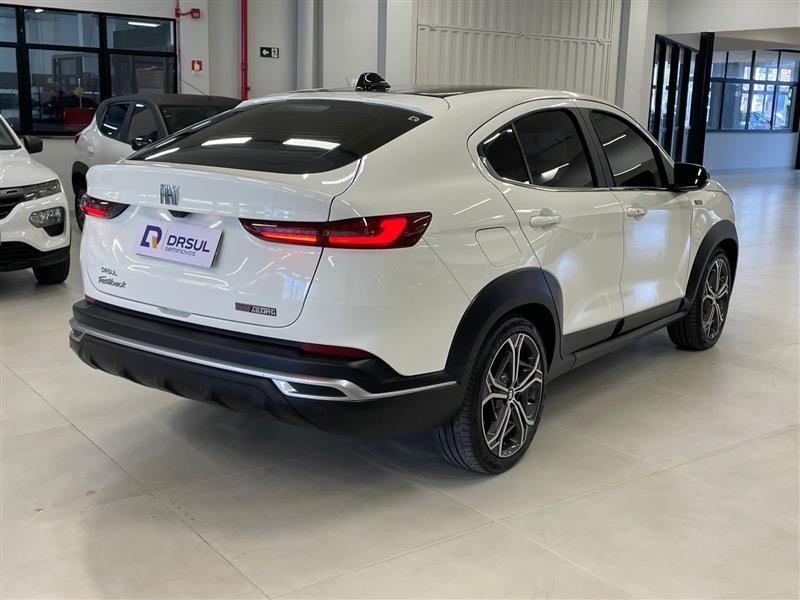 fiat fastback 1.3 turbo 270 flex limited edition at6 4p automatico 2024