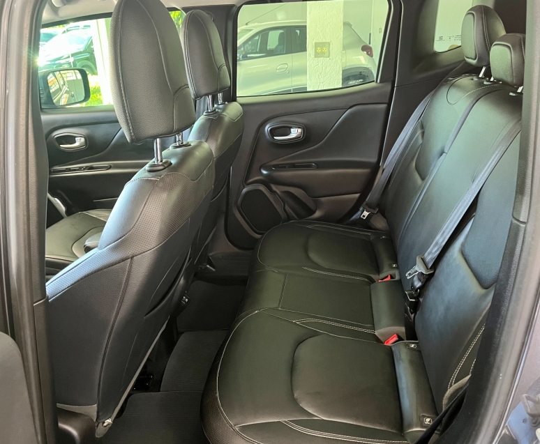 jeep renegade 1.3 t270 turbo flex longitude at6 4p automatico 2023