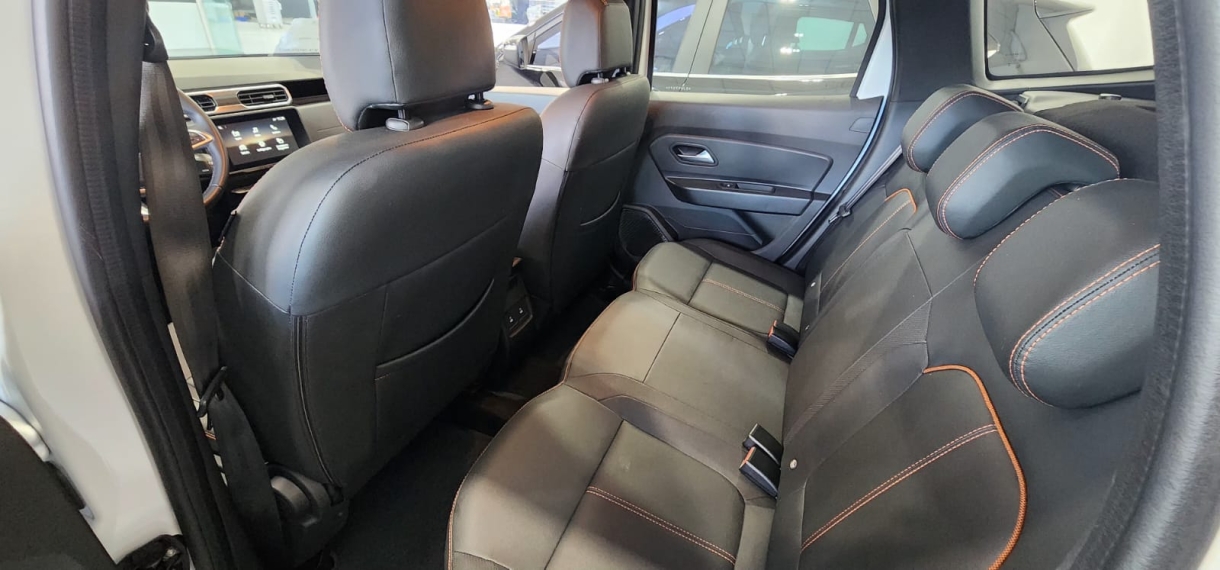renault duster 1.3 tce flex iconic plus x-tronic 4p automatico 2025