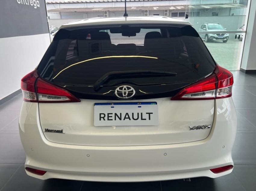 toyota yaris 1.5 16v flex xl multidrive 4p automatico 2023