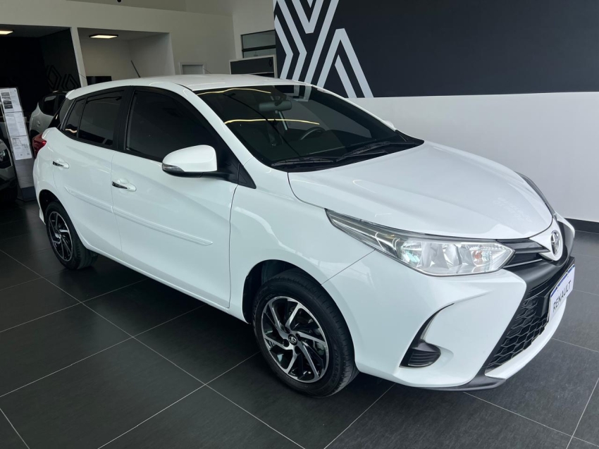 toyota yaris 1.5 16v flex xl multidrive 4p automatico 2023