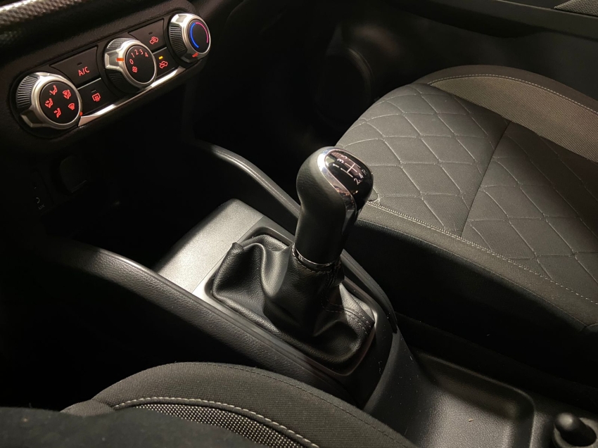 nissan kicks 1.6 16v flexstart s 4p manual flex 20196