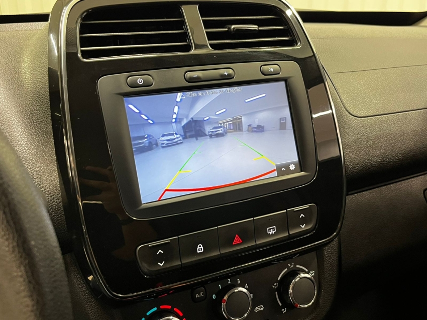 renault kwid 1.0 12v sce flex outsider manual 4p 20208