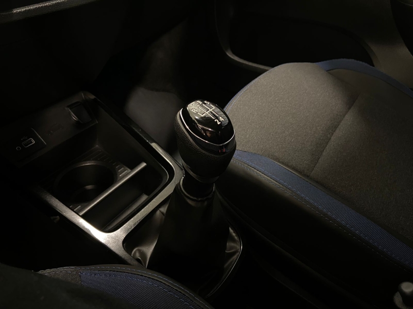 renault kwid 1.0 12v sce flex intense manual 4p 20256 renault kwid 1.0 12v sce flex intense manual 4p 20256