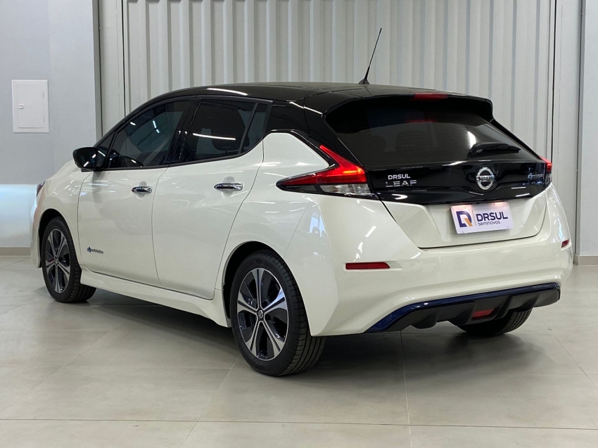 nissan leaf b12p 40 eletrico 1.0 4p automatico 20223 nissan leaf b12p 40 eletrico 1.0 4p automatico 20223