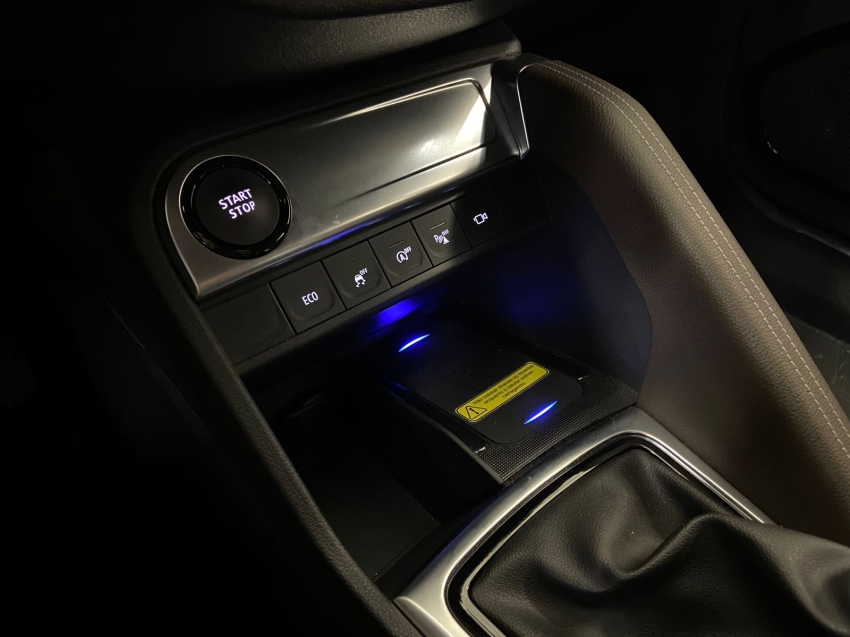 renault captur 1.3 tce flex iconic x-tronic 4p automatico 20228 renault captur 1.3 tce flex iconic x-tronic 4p automatico 20228