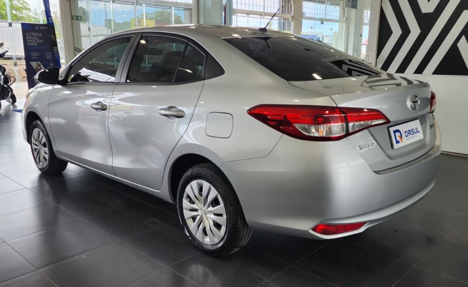 toyota yaris 1.5 16v flex sedan xl multidrive 4p automatico 20253 toyota yaris 1.5 16v flex sedan xl multidrive 4p automatico 20253