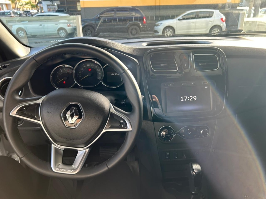 renault stepway 1.6 16v sce flex iconic x-tronic 4p automatico 20234 renault stepway 1.6 16v sce flex iconic x-tronic 4p automatico 20234