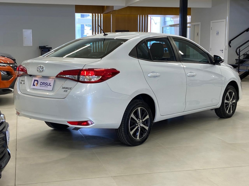 toyota yaris 1.5 16v flex sedan xs connect multidrive 4p automatico 20222