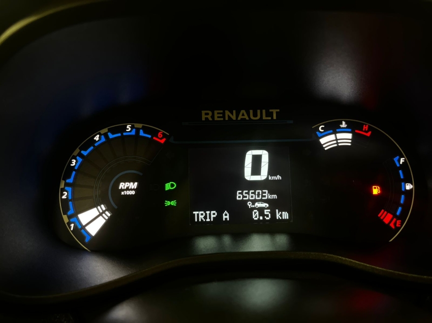 renault kwid 1.0 12v sce flex zen manual5